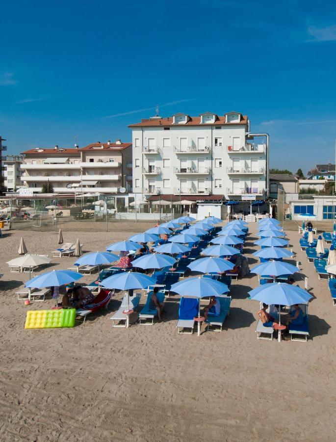 Hotel Souvenir Лідо-ді-Савіо Екстер'єр фото